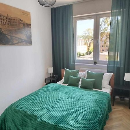 Apartament Mala Ogrodowa Apartment Oborniki Slaskie Exterior photo